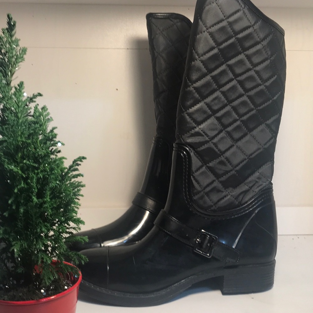 Black Buckle Boots